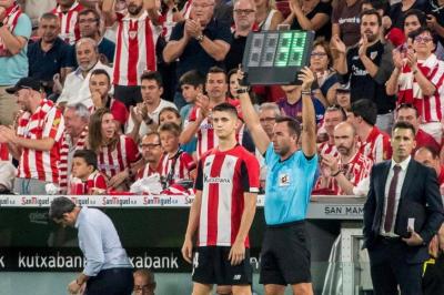 Oihan Sancet en el día de su debut ante el FC Barcelona (Foto: Athletic Club).
