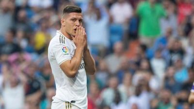 Jovic, lamentando una ocasión fallada ante Osasuna.
