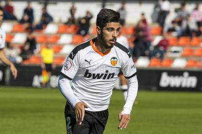 Javi Jiménez con el Mestalla (Foto: Valencia CF).
