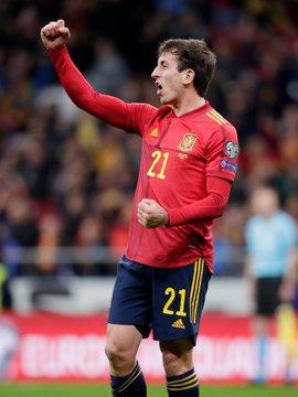 Mikel Oyarzabal, en un partido internacional.