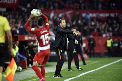 Lopetegui, en el partido ante el Granada (Foto: Kiko Hurtado).