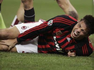 Ronaldo grita de dolor después de lesionarse con el Inter de Milán (Foto: Reuters).