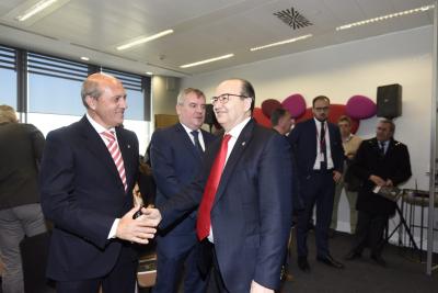 José Castro y Del Nido se saludan (Foto: Kiko Hurtado).