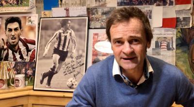 Edu Alonso atiende a ElDesmarque Bizkaia en el Thate de Bilbao.