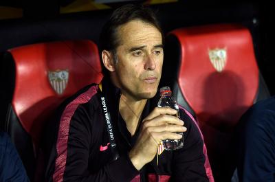 Lopetegui, ante el Cluj (Foto: Kiko Hurtado).