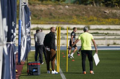 Manolo Gaspar y Sergio Pellicer, durante un entrenamiento en el Ciudad de Málaga.