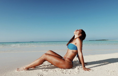 Anitta posa en la playa y sube la foto a su Instagram.