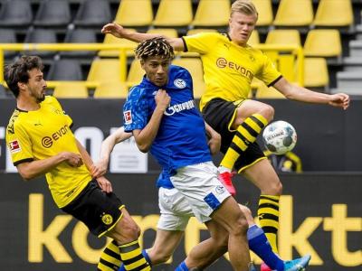 Jean Clair Todibo y Erling Haaland, en un lance del partido.