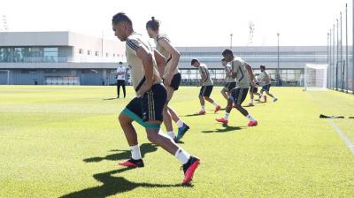 Entrenamiento del Real Madrid en grupos reducidos (FOTO: @realmadrid).