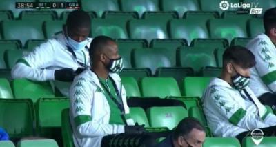 William Carvalho.