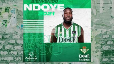 El anuncio del Coosur Betis del fichaje de Youssou Ndoye.