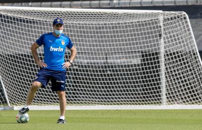 Voro, entrenador del Valencia CF (Foto: Valencia CF)