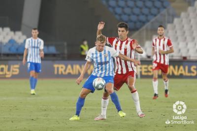 Rolón fue titular en el Almería-Málaga (Foto: LaLiga).