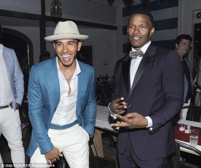 Lewis Hamilton y Jamie Foxx, en un evento (Foto: ddp USA/REX Shutterstock).