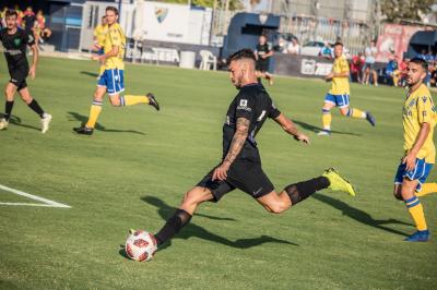 Dani Sánchez, con la camiseta del Málaga (Foto: @Daniel3snchez).
