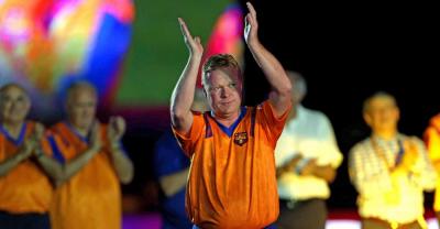 Koeman, en el homenaje del Dream Team (Foto: EFE).