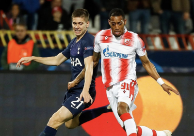 Juan Floyth en un partido de Champions.