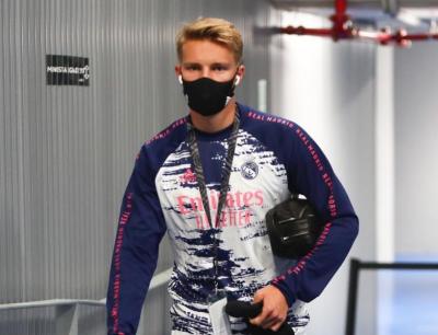 Odegaard, al llegar al Reale Arena en la jornada 2 con el Real Madrid (Foto: Real Sociedad).