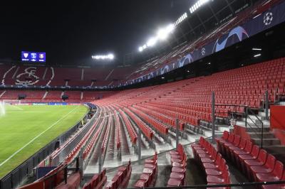 El Sánchez-Pizjuán, preparado para la Champions (Foto: Kiko Hurtado).