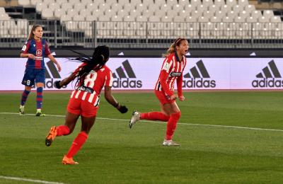 Deyna Castellanos celebra el primer gol del Atlético de Madrid (Foto: EFE).