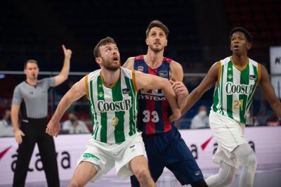 Imagen del partido entre el Baskonia y el Coosur Betis (foto: Coosur Betis).