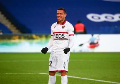 Rony Lopes celebra su gol el Niza.