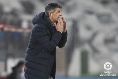 Imanol grita a sus jugadores en el Alfredo Di Stéfano (Foto: LaLiga).