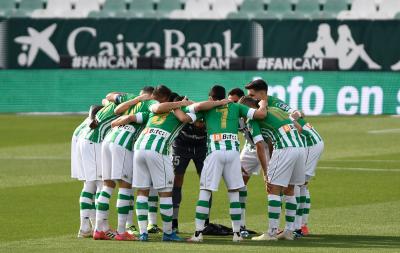 Once del Betis ante el Valencia. (Foto: Kiko Hurtado).