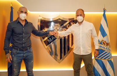 Manolo Gaspar y José Alberto, en las oficinas del Málaga (Foto: Málaga CF).