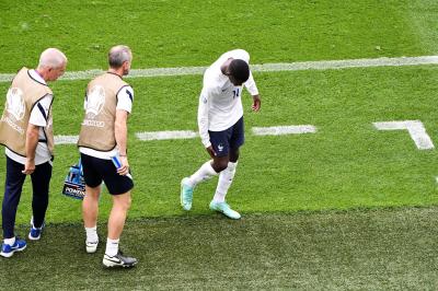 Dembélé se retira lesionado con Francia (FOTO: Cordón Press).