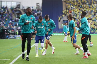 Antonio Rüdiger, Ziyech y Havertz en el entrenamiento previo a la Supercopa de Europa.