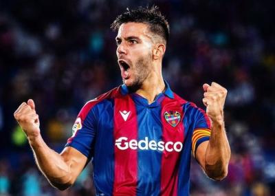 Róber Pier celebra el gol ante el Real Madrid. (Foto: Levante UD)