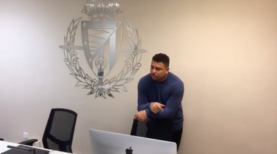 Ronaldo, en las oficinas del Real Valladolid en Madrid