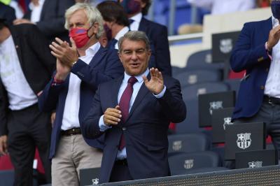 Joan Laporta, en el palco del Camp Nou (Foto: Cordon Press).