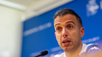 Borja Jiménez atendiendo a los medios de comunicación (Foto: RCD).