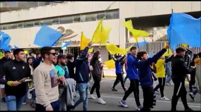 La afición del Cádiz anima antes de un partido ante el Athletic