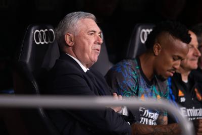Ancelotti, ante el Levante (Foto: Cordon Press).