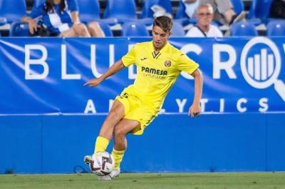 Sergio Carreira con el Villarreal B (Foto: LaLiga).