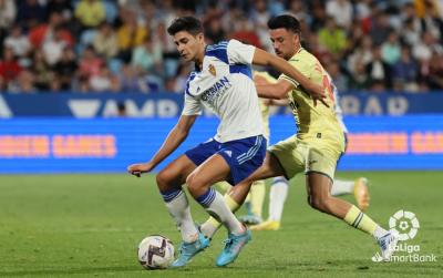 Jaume Grau ante el Eibar en La Romareda. (Foto: LaLiga)