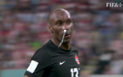 Atiba Hutchinson, en el Croacia-Canadá.