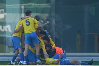 El conjunto canario celebra el tanto definitivo (Foto: Las Palmas)