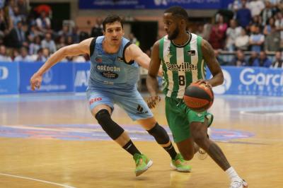 Jean Montero, en el partido ante el Breogán (Foto: RBB).
