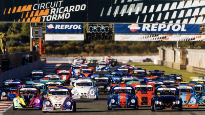 La Fun Cup se cierra al sprint tras 8 horas de carrera en el Circuit Ricardo Tormo