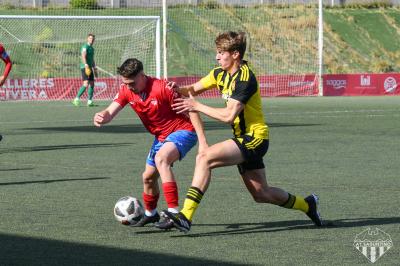 Imagen de un partido del Deportivo Aragón (Foto: At. Saguntino).