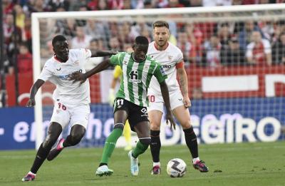 Luiz Henrique en el último derbi en el Sánchez-Pizjuán