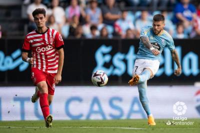 Carles Pérez, durante el Celta-Girona (Foto: LaLiga).