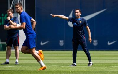 Xavi Hernández, en una sesión del Barcelona ante Ferran Torres (Foto: FCB).