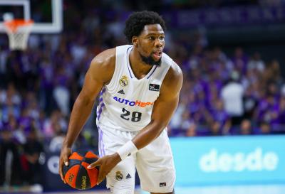 Guerschon Yabusele, durante el Joventut-Real Madrid. Fuente: Cordon Press