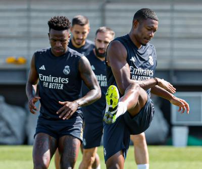 Vinícius y Rüdiger, en una sesión del Real Madrid (Foto: RM).
