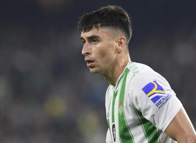 Marc Roca, futbolista del Real Betis (Foto: Kiko Hurtado)